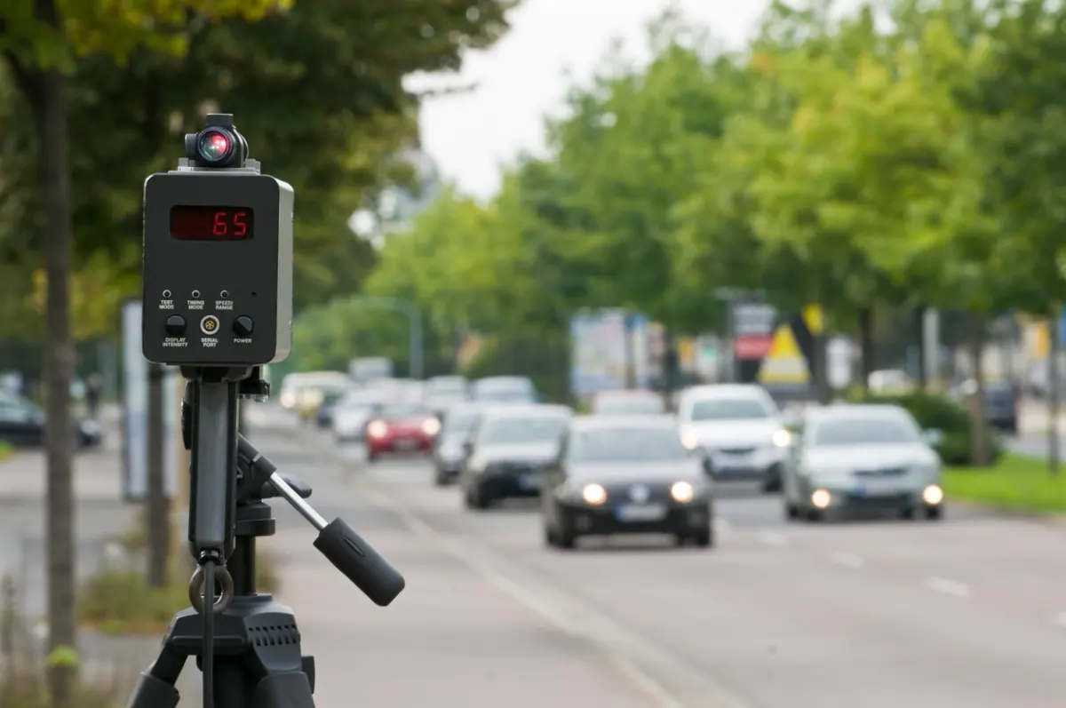 Limitations et excès de vitesse